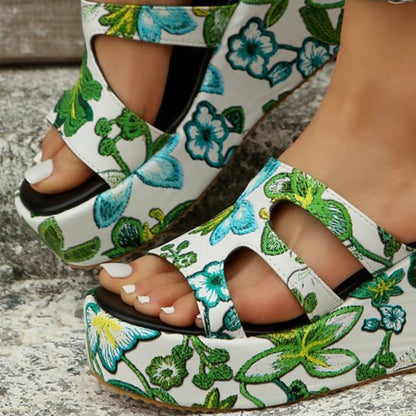 Evelyn® | Sandalias florales cutout